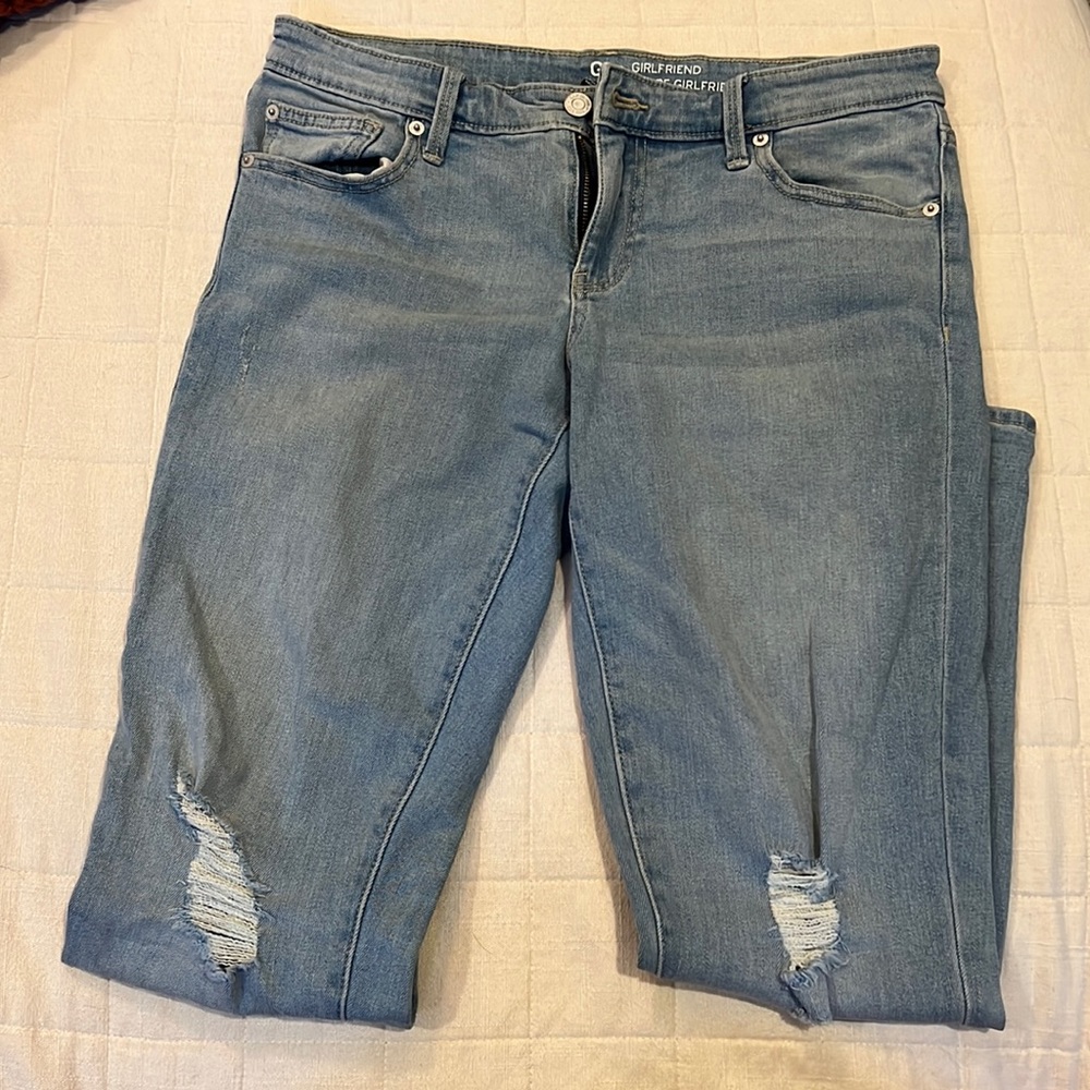 Gap Girlfriend jeans. Size 6/28R
